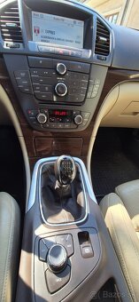 Opel insignia - 11