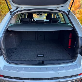 Škoda Octavia Scout 2.0 TDi - 11