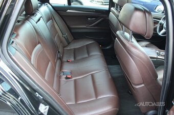 BMW rad 5 Touring 535d 3,0D R6 x-Drive 230 kW LUXURY - 11