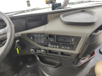 VOLVO FH 460 - 11