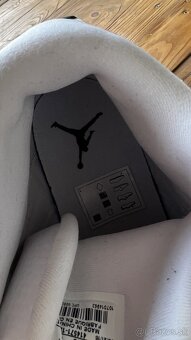 Air Jordan 13 Retro - 11