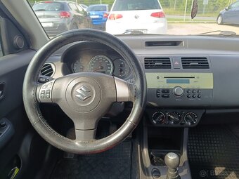 Suzuki Swift 1,3i 67 kW, r.v. 8/2007 5 dverí - 11