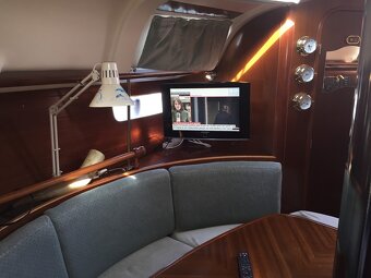 Plachetnice BENETEAU OCEANIS 351 - 11