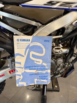 Yamaha yzf 250 - 11