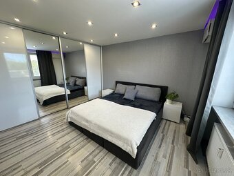 Na prenajom 2 izbový kompletne zrekonštruovaný byt v Komárne - 11