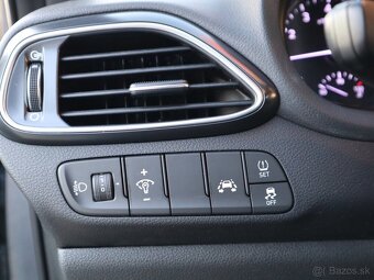 Hyundai I30 1.4T-GDi N-Line DCT, Kamera - 11