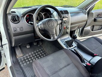 Suzuki Grand Vitara 1.6 VX 4WD COMFORT Benzín - 11
