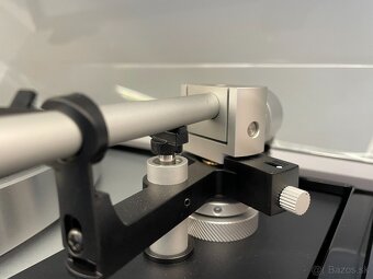 Thorens TD 1601 - manuálny gramofón s elektronickým zdvihom - 11
