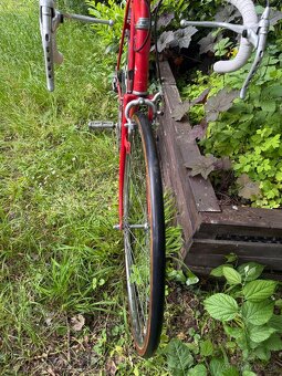 Skúsený cestný bicykel na predaj - 11