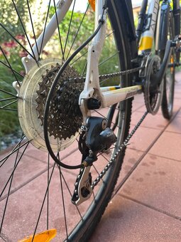 Author stratos cross unisex - 11