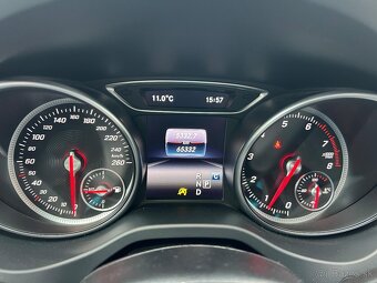 Mercedes GLA 180 TOP STAV - 11