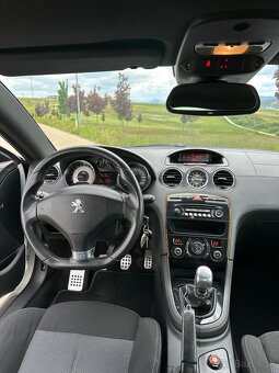 Peugeot RCZ Facelift 2013 147kw 200Koní - 11
