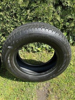 215/65 R16 zimné Good Year Ultra Grip, dezén 7,5 mm (4 ks) - 11