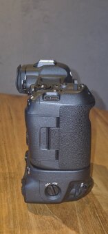 Canon R5 - 11