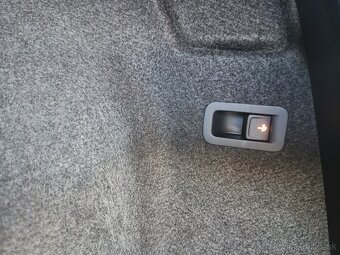 Seat Ateca 2.0 TDI CR Xcellence 4Drive M6 - 11