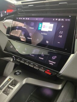 Peugeot 408, benzin, 1,2 130k rok 2023, automat - 11