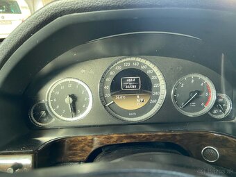 Mercedes E trieda 200 CDI Blue Elegance 7G - 11