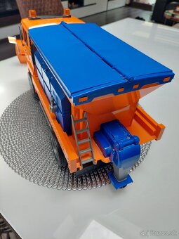 BRUDER 3785 MAN TGS Cestárske auto - 11