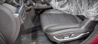 NOVÉ AUTO. Dongfeng SERES 3 EV, 06/2025, 96 km, DPH - 11