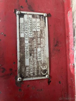 Takeuchi TB216 V4 najvyššia výbava naklapacia hlavica - 11