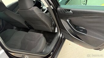 Predám Volkswagen Passat Variant B6 2.0 TDi,103Kw,R.v.2009 - 11
