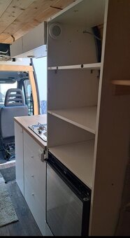 Obytná dodávka Iveco Daily 2.8 HDI - 11