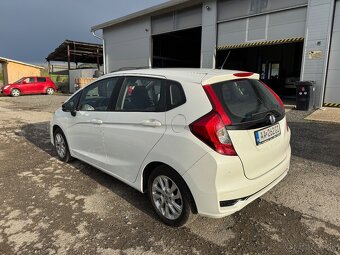 Honda Jazz 1.3 i-VTEC - 11