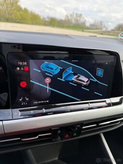 Volkwagen Golf Alltrack 2.0TDI 4MOTION DSG Matrix Pano - 11