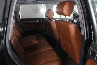 Volkswagen Touareg Individual V 10 5,0 TDI - 11
