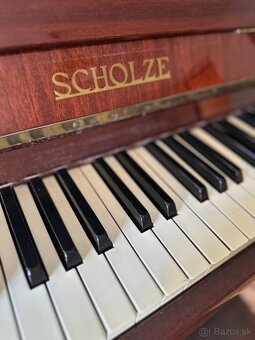 Klavír Scholze - 11