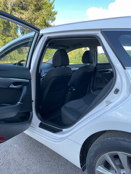 ✅ Hyundai i40 1.7 Crdi 2015 - 11