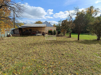 Bystré – slnečný, rovinatý pozemok s hosp. budovou, 872 m2 - 11