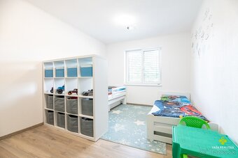 Nový 4 izbový bungalov s dokonalým prevedením - 11