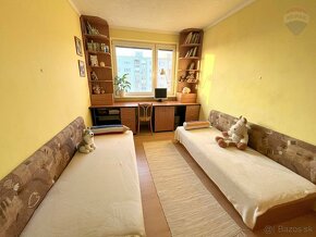 Znížená cena  3-izbový byt po čiastočnej rekonštrukcii - síd - 11