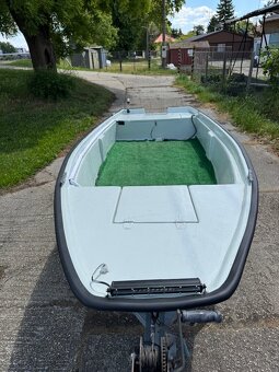 Laminátový čln Sirius 420 - 11