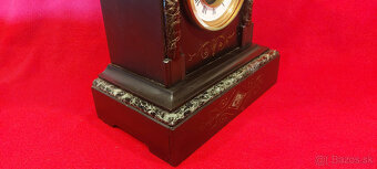 KRBOVÉ MRAMOROVÉ HODINY - 11