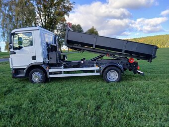 Hákový  nosič kontejnerů - 11