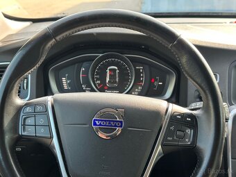 Volvo V60 D2 2.0D, 2018, manuál, 142 000 km, servis - 11