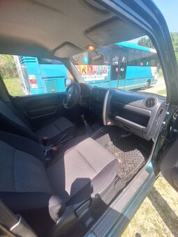 Jimny Suzuki - 11