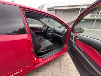 Honda Civic 7g 1.6 81kW - 11