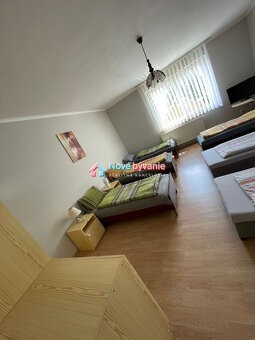 Prenájom veľkého domu – ubytovanie pre robotníkov / firmy – - 11