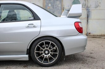 Subaru Impreza 2.0 WRX - 11