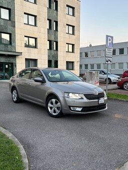 Škoda Octavia 3 Sedan 1.2 TSI 77kw Elegance 2014,Navi,BT - 11