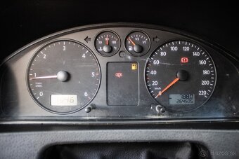 Volkswagen Transporter T5 1.9 TDI 102k LR, 75kW, M5, 4d. - 11