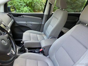 Volkswagen Sharan - 11
