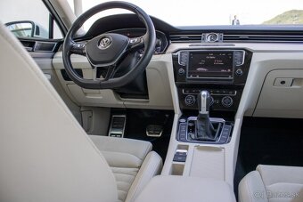 Volkswagen Passat 2.0 TDI BMT Highline DSG Business - 11