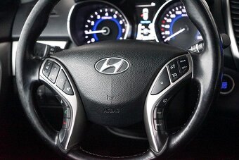11- Hyundai, i30, 2014, benzín, 1.6i, 99kw - 11