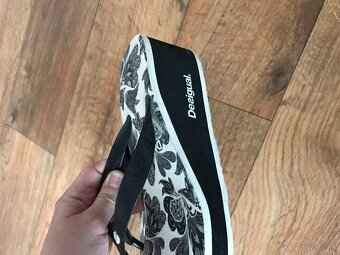 DESIGUAL originál damske slapky 39/40 - 11