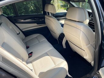 BMW 750d xDrive M-packet - 11