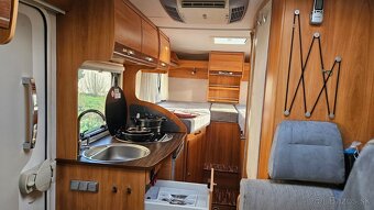 Integrovaný autokaravan HYMER Exsis I562 Silverline - 11